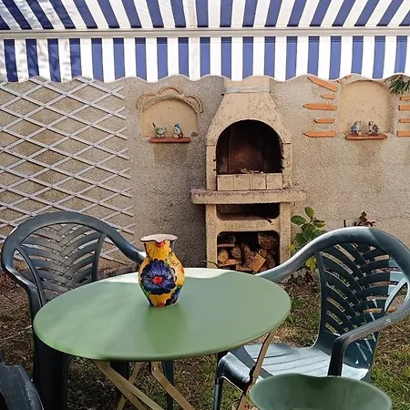 La Au Fond Du Jardin Tatil Evi Mercus-Garrabet